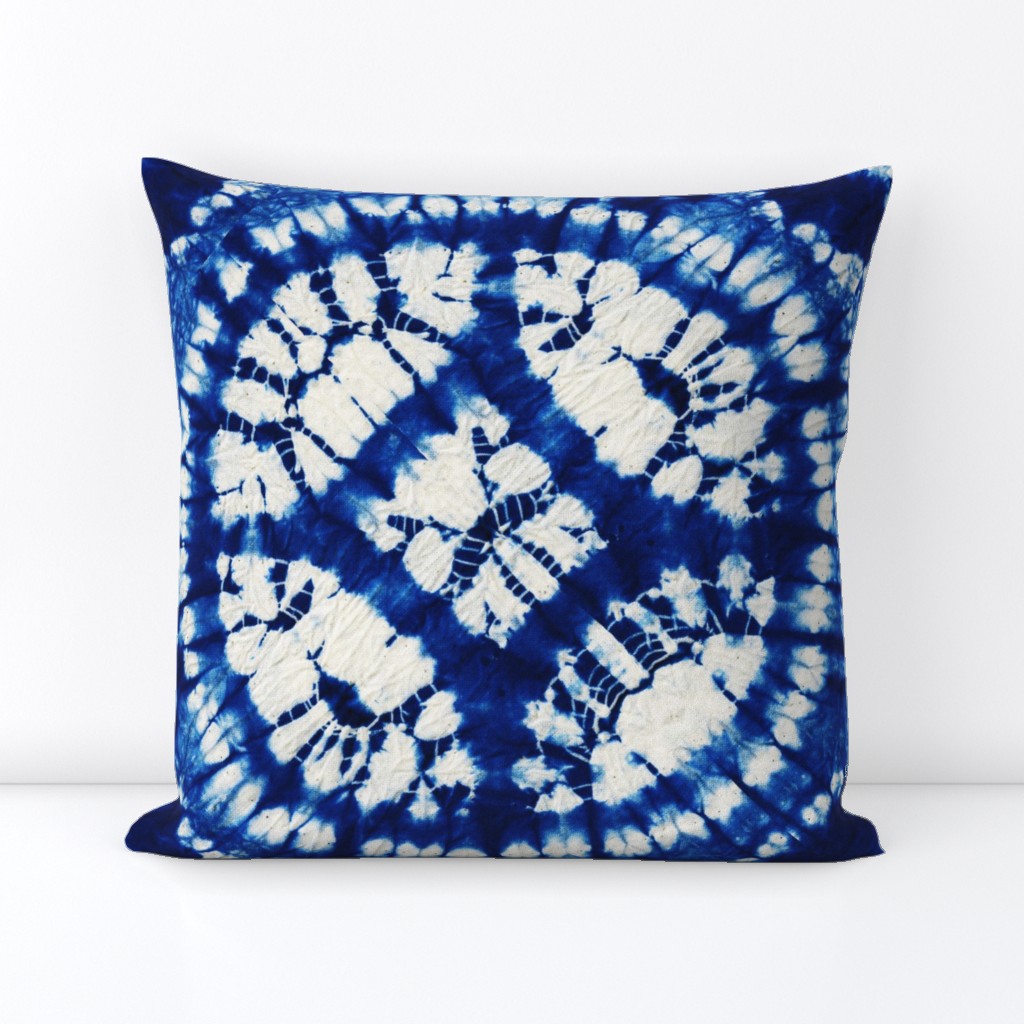 Shibori Indigo and Ivory Quilt Square - Design 8804707