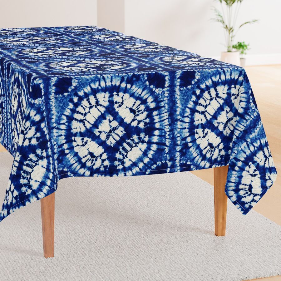 HOME_GOOD_RECTANGULAR_TABLE_CLOTH