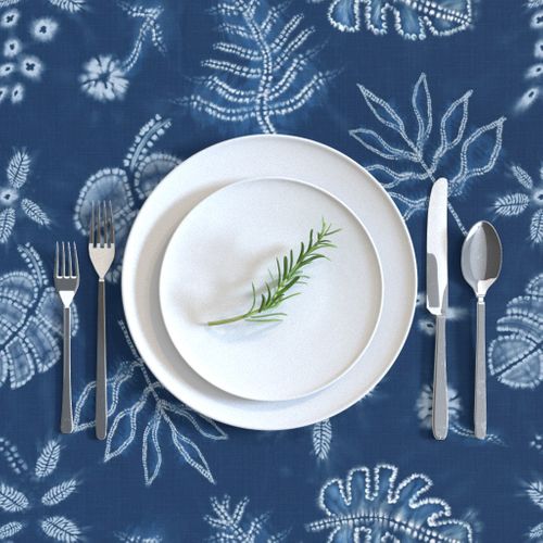 HOME_GOOD_RECTANGULAR_TABLE_CLOTH