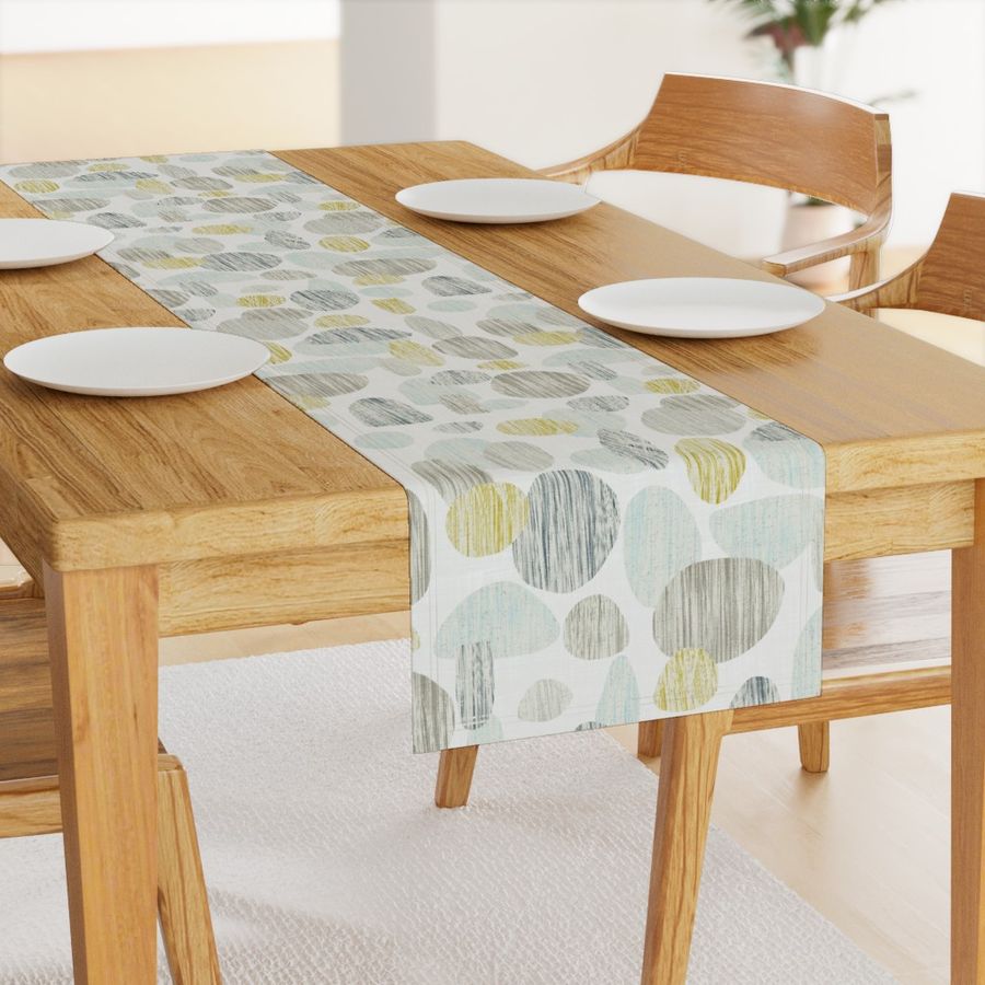 HOME_GOOD_TABLE_RUNNER