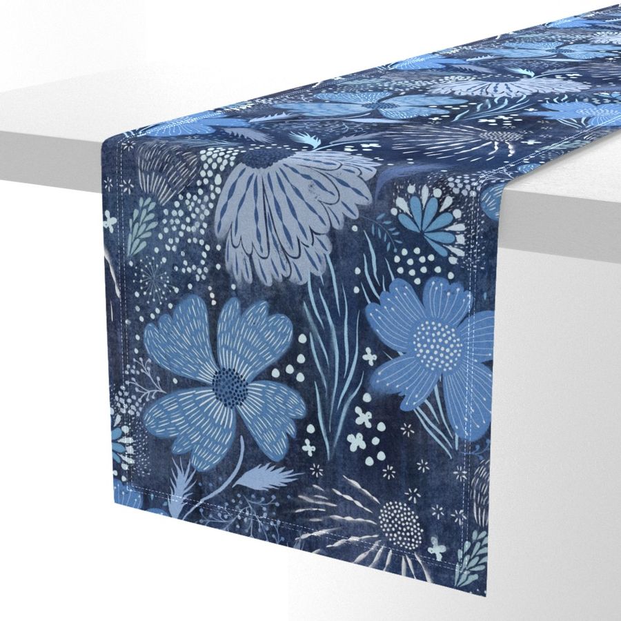 HOME_GOOD_TABLE_RUNNER