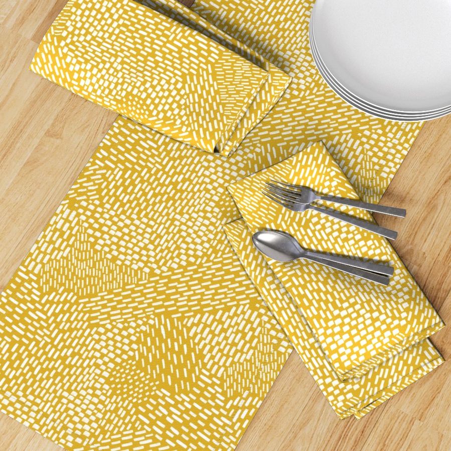 HOME_GOOD_TABLE_RUNNER