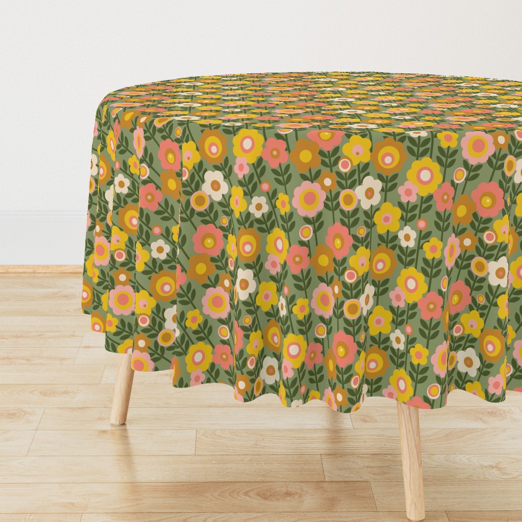 Marguerite* (Sagebrush) || '70s mod floral