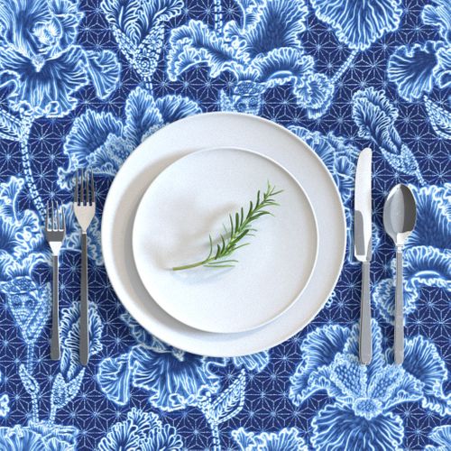 HOME_GOOD_RECTANGULAR_TABLE_CLOTH