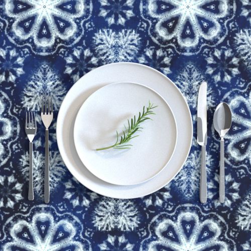 HOME_GOOD_RECTANGULAR_TABLE_CLOTH