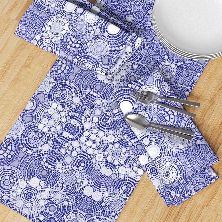 HOME_GOOD_TABLE_RUNNER