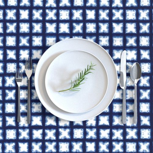 HOME_GOOD_RECTANGULAR_TABLE_CLOTH