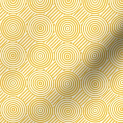 Geometric Pattern: Circle Strobe: Yellow/White