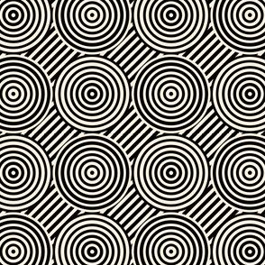 Geometric Pattern: Circle Strobe: Black/Cream
