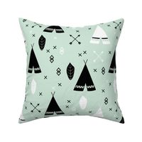 Adventure Teepee Arrow Feather - Mint Black and White