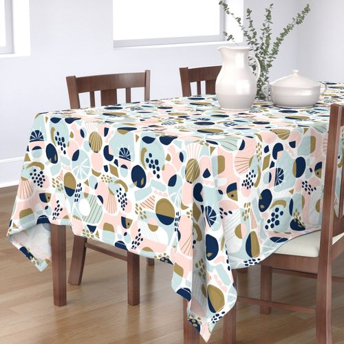 HOME_GOOD_RECTANGULAR_TABLE_CLOTH