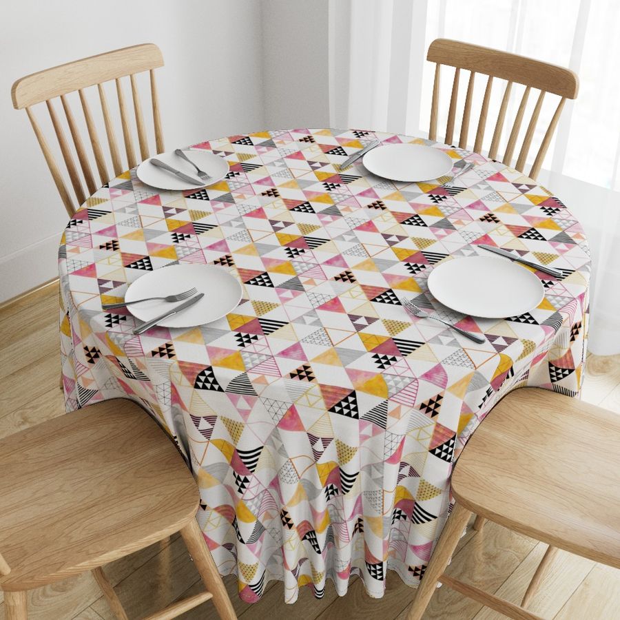 HOME_GOOD_ROUND_TABLE_CLOTH