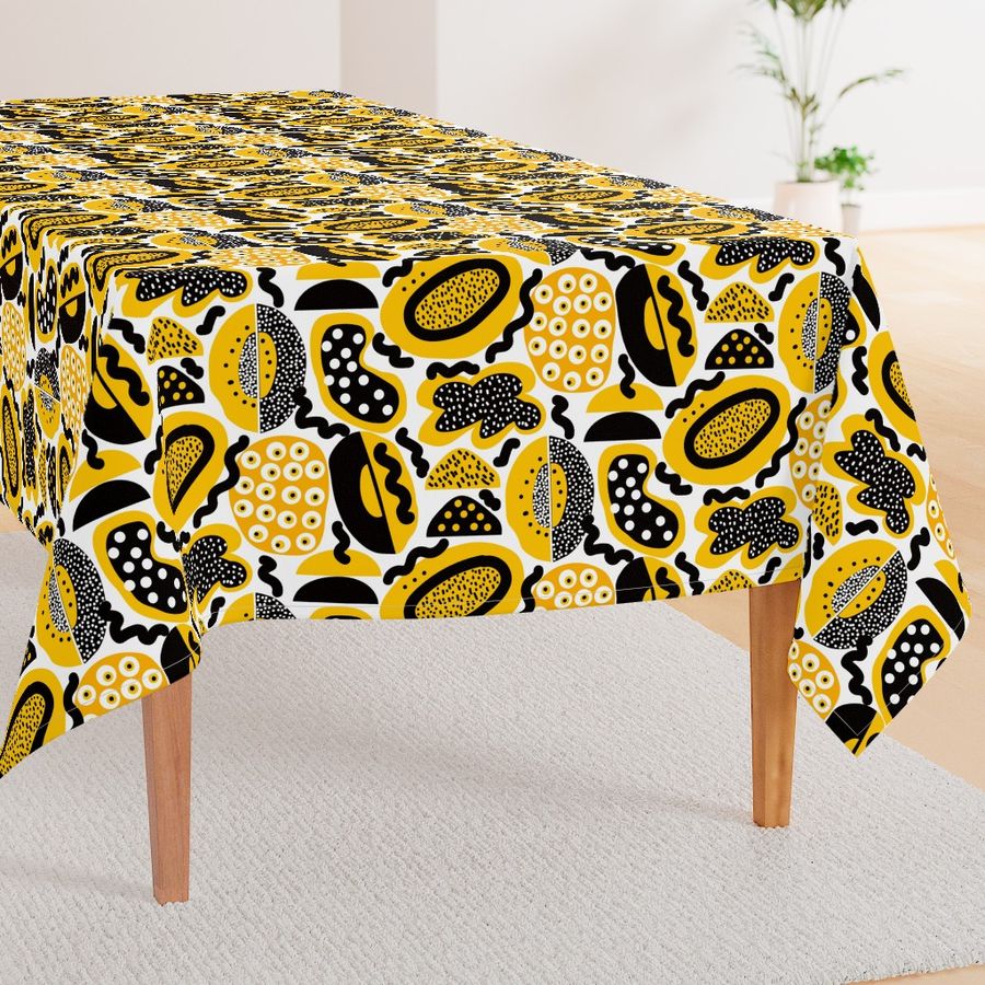 HOME_GOOD_RECTANGULAR_TABLE_CLOTH