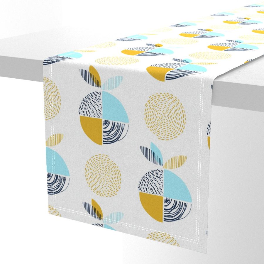 HOME_GOOD_TABLE_RUNNER