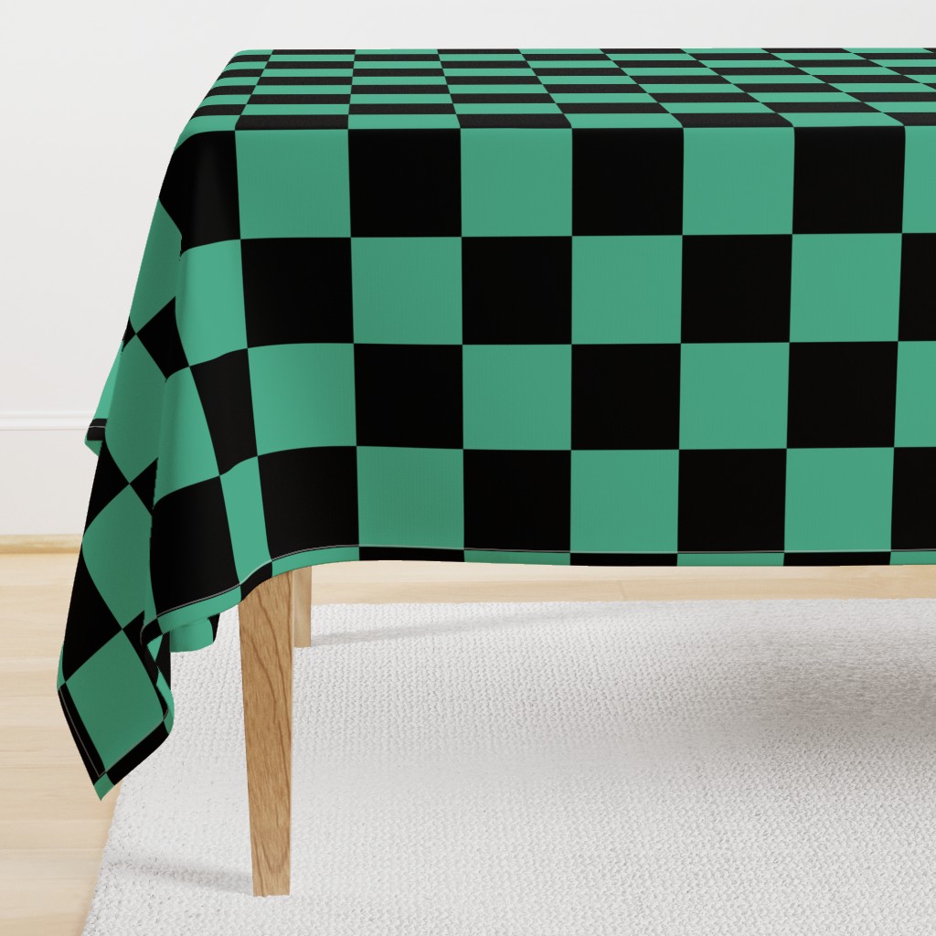 4"x4" squares, checks black and green. Large checkered.