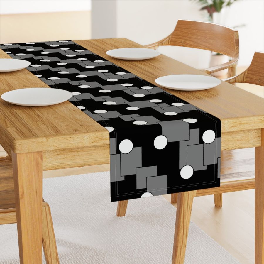 HOME_GOOD_TABLE_RUNNER