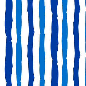 Paper Straws in Cobalt Violet & Brilliant Blue Vertical