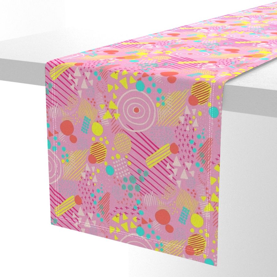 HOME_GOOD_TABLE_RUNNER