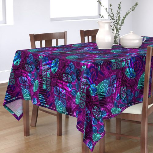 HOME_GOOD_RECTANGULAR_TABLE_CLOTH