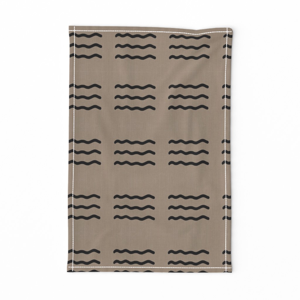 Masai Mara Linen Neutral . Tan + Black Waves