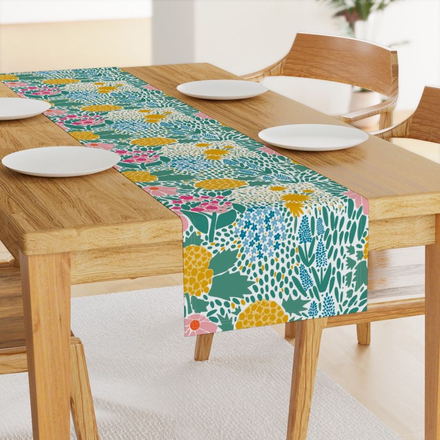 HOME_GOOD_TABLE_RUNNER