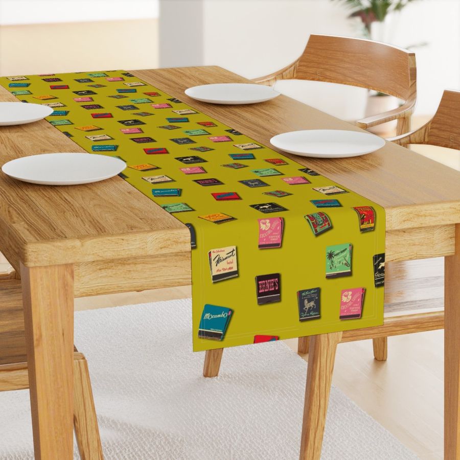 HOME_GOOD_TABLE_RUNNER