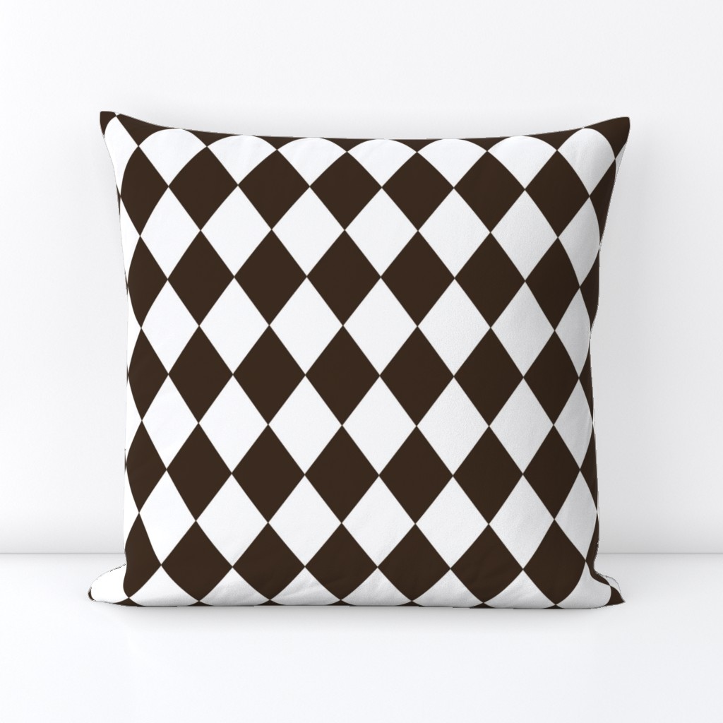 Coco Brown Small Modern Diamond Pattern