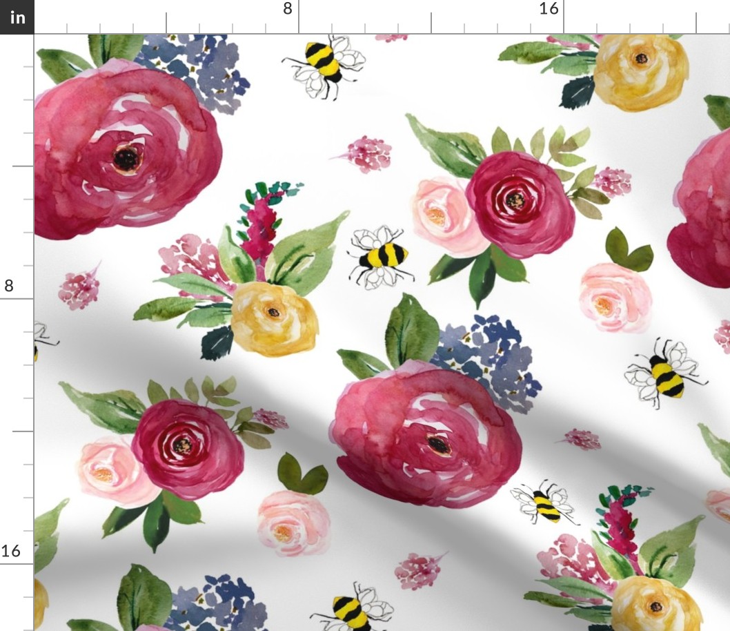 18" Woodland Summer Florals with Bees