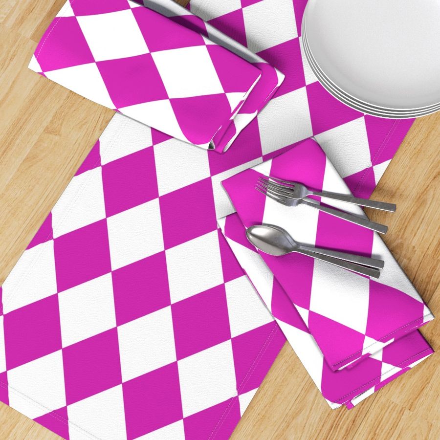 HOME_GOOD_TABLE_RUNNER