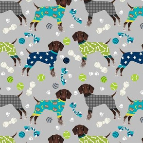 german shorthaired pointer dog pajamas fabric // dog pajamas fabric, dog pyjamas fabric, cute pointer dog, gsp fabric, gsp dog, -grey