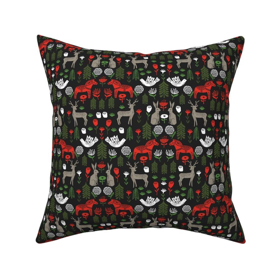 HOME_GOOD_SQUARE_THROW_PILLOW