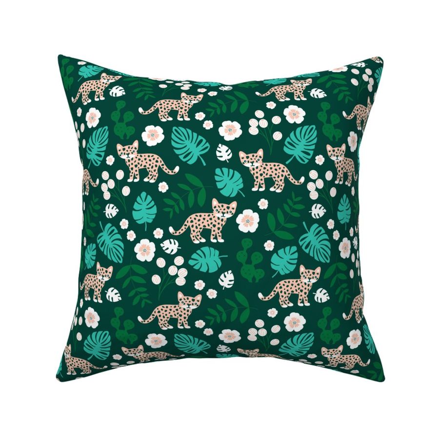 HOME_GOOD_SQUARE_THROW_PILLOW