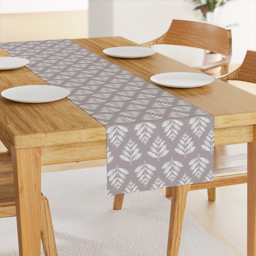 HOME_GOOD_TABLE_RUNNER