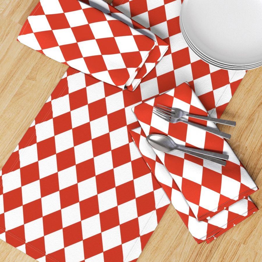 HOME_GOOD_TABLE_RUNNER