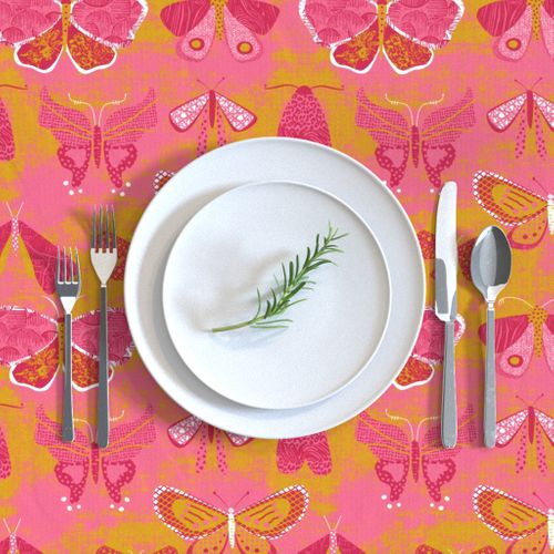 HOME_GOOD_RECTANGULAR_TABLE_CLOTH