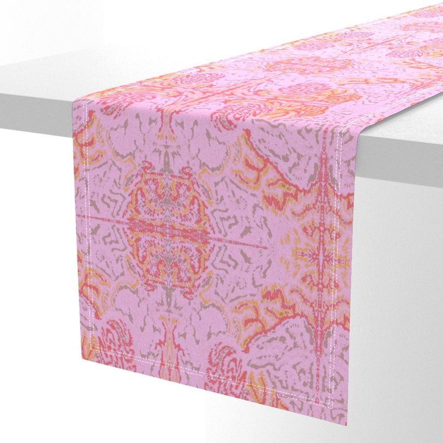 HOME_GOOD_TABLE_RUNNER