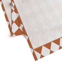 Hazel Brown Modern Diamond Pattern