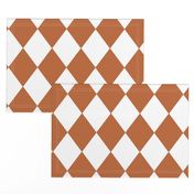 Hazel Brown Modern Diamond Pattern