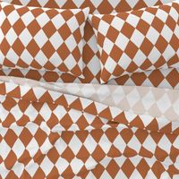 Hazel Brown Modern Diamond Pattern