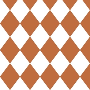 Hazel Brown Modern Diamond Pattern