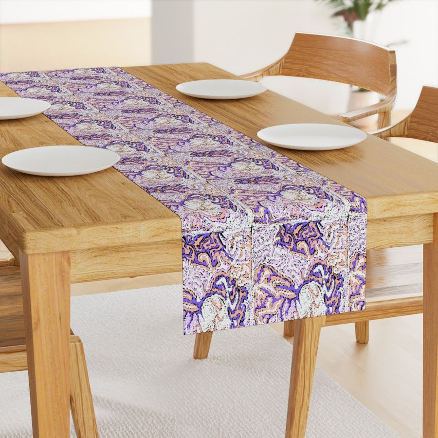 HOME_GOOD_TABLE_RUNNER