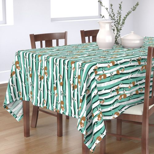 HOME_GOOD_RECTANGULAR_TABLE_CLOTH