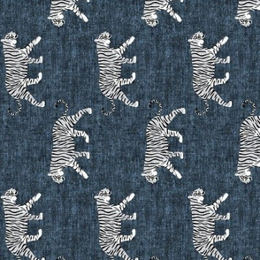 white walking tiger on blue (woven) (90) C19BS