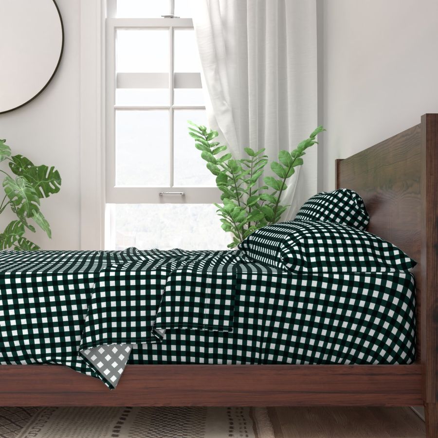 dark deep green traditional gingham - timeless classic festive plaid check