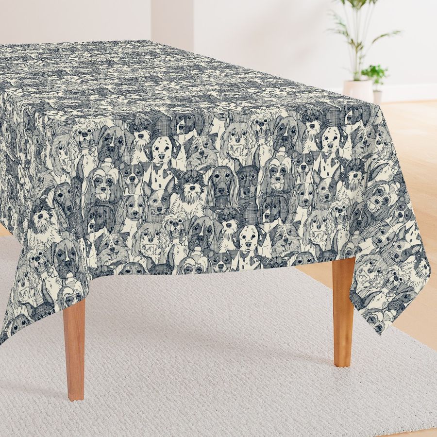 HOME_GOOD_RECTANGULAR_TABLE_CLOTH