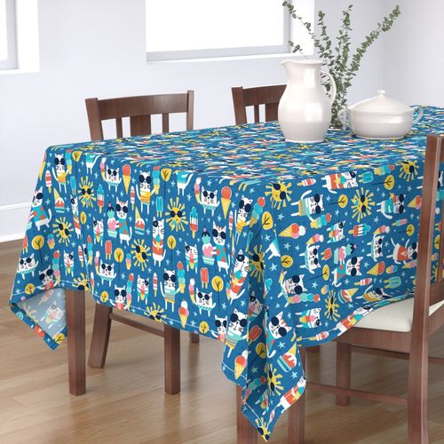 HOME_GOOD_RECTANGULAR_TABLE_CLOTH