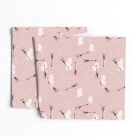 Arrow Flight (mushroom pink) MED 