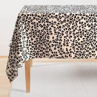 Freehand animal prints leopard print