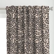 Freehand animal prints leopard print