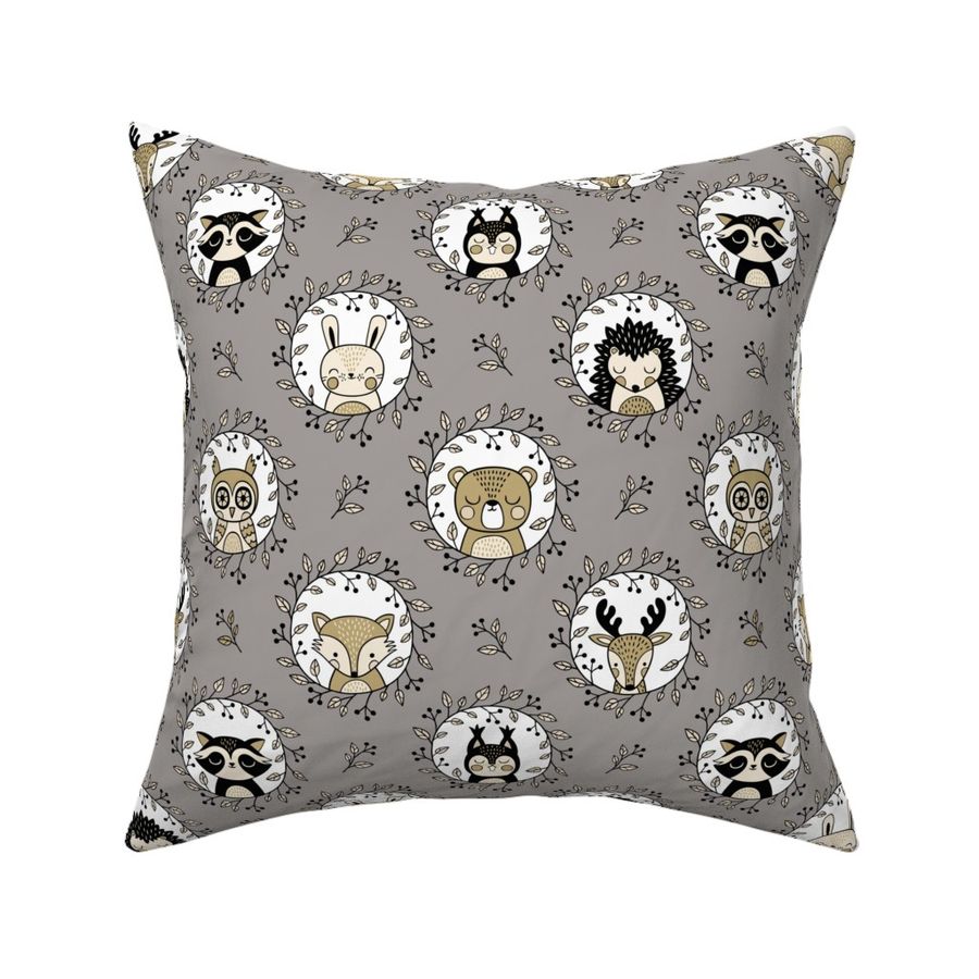 HOME_GOOD_SQUARE_THROW_PILLOW